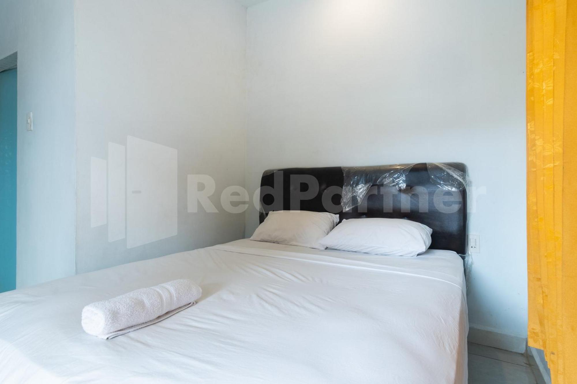 Teratai Guesthouse At Rs Adam Malik Medan Mitra Reddoorz Exterior photo
