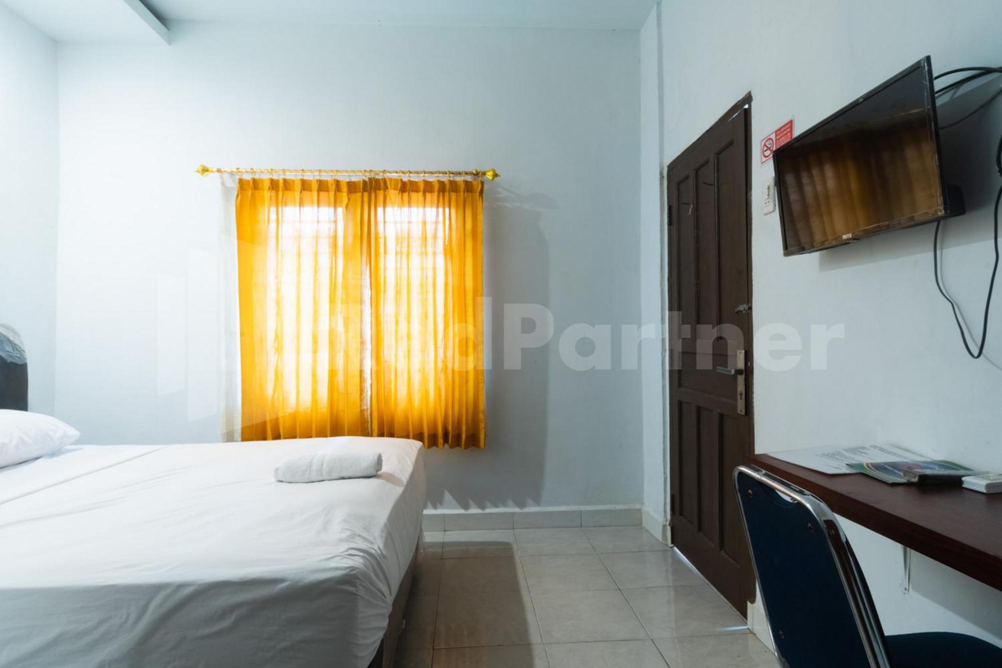 Teratai Guesthouse At Rs Adam Malik Medan Mitra Reddoorz Exterior photo